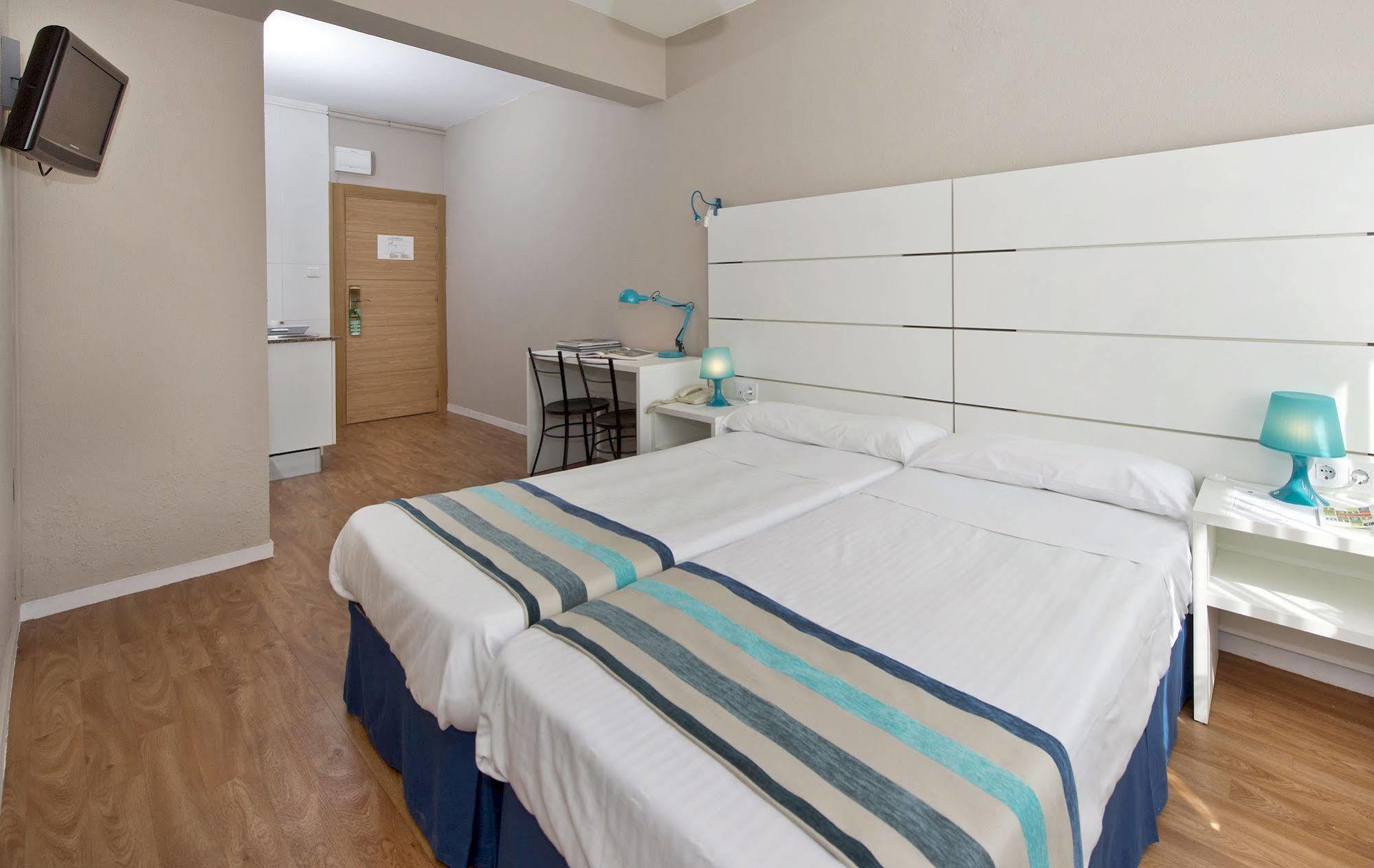 Estudios Aranzazu Σανταντέρ Εξωτερικό φωτογραφία